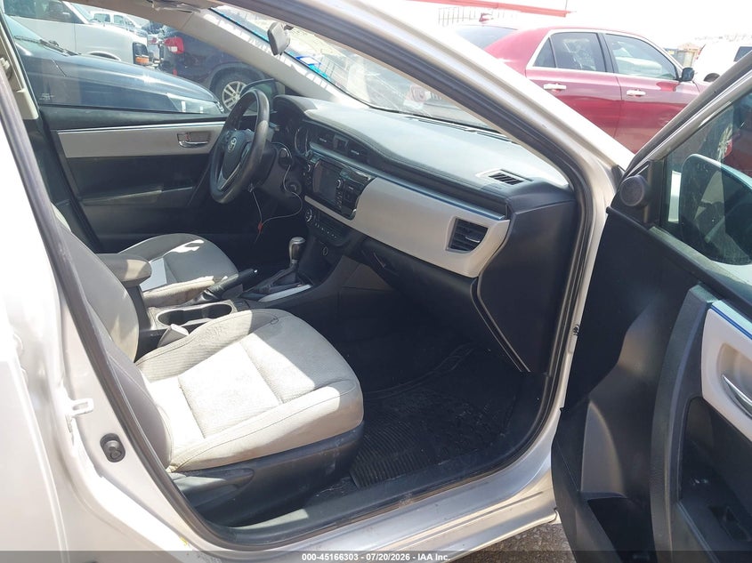 2015 TOYOTA COROLLA auction photo 5