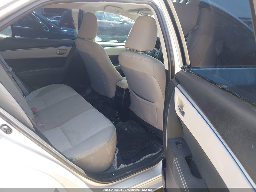 2015 TOYOTA COROLLA auction photo 8