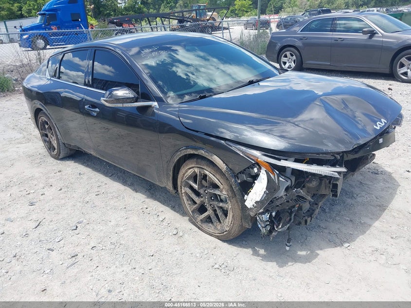 Vin: 3kpfw4de6se037831, lot: 45664199, kia k4 gt-line 2025 img_1