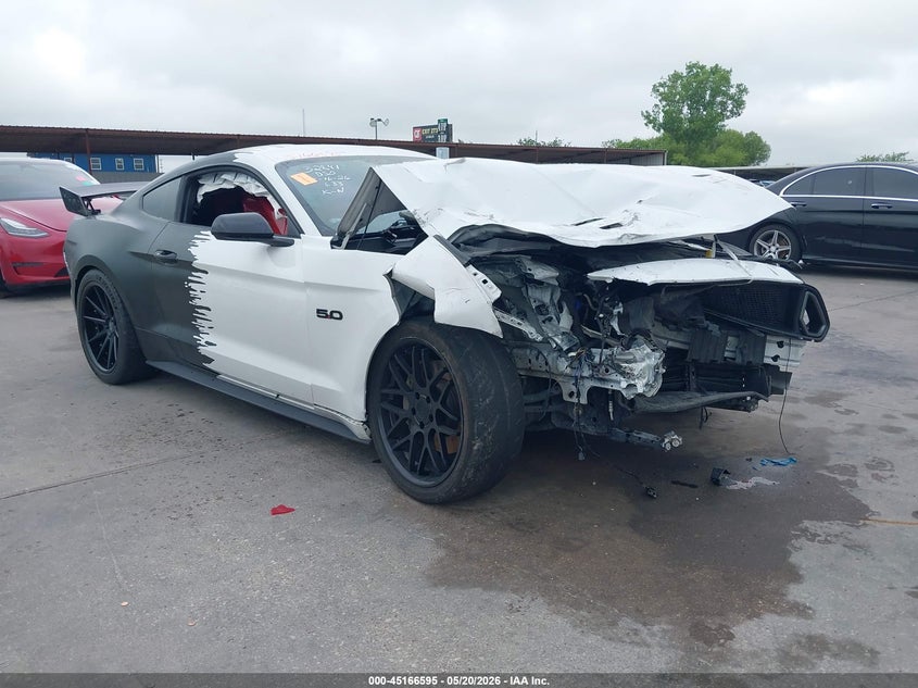 2020 FORD MUSTANG auction photo 1