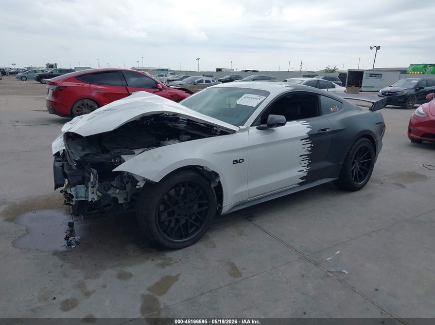 2020 FORD MUSTANG auction photo 2