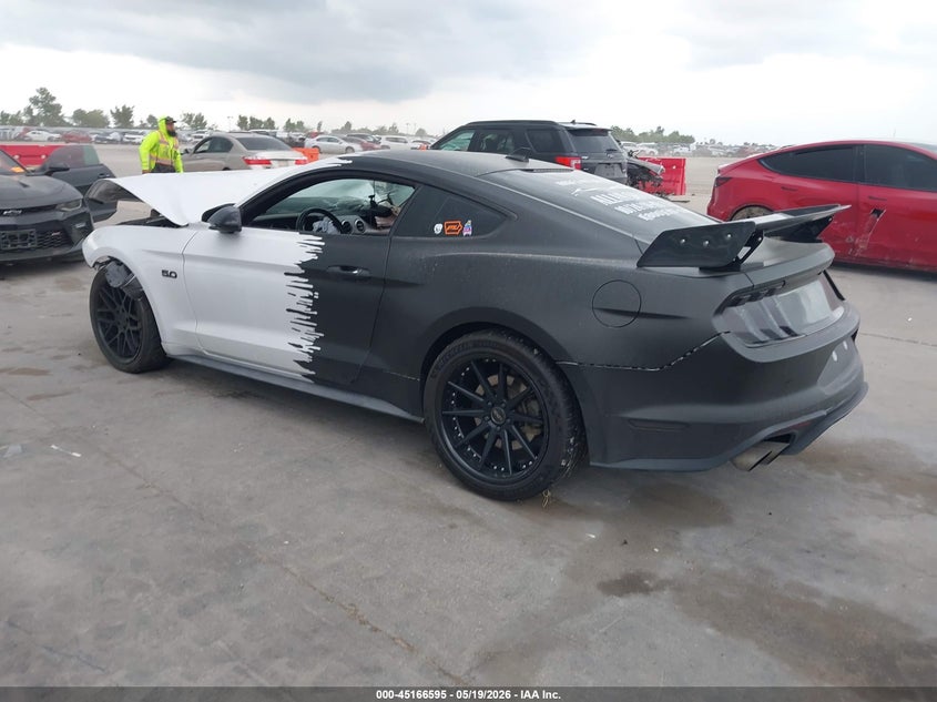2020 FORD MUSTANG auction photo 3