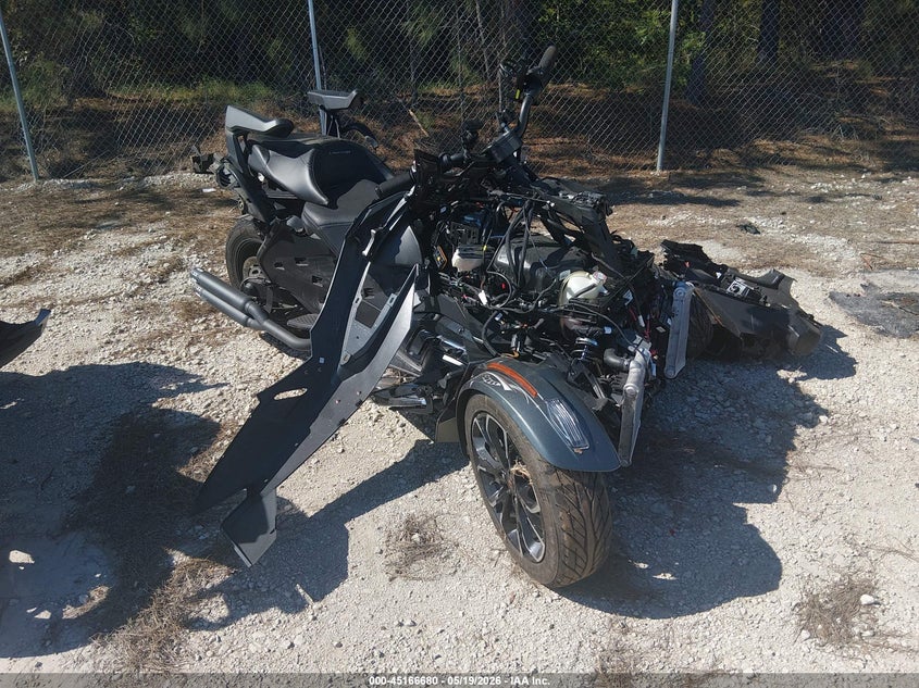 2020 can-am/ brp spyder