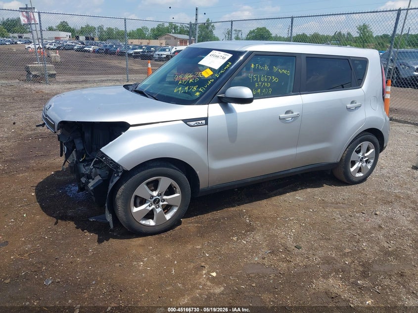 2018 Kia Soul KNDJN2A25J7561062 photo 1