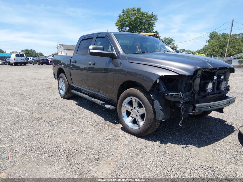 Vin: 3c6rr7kt0gg332451, lot: 45664498, ram 1500 express 2016 img_1