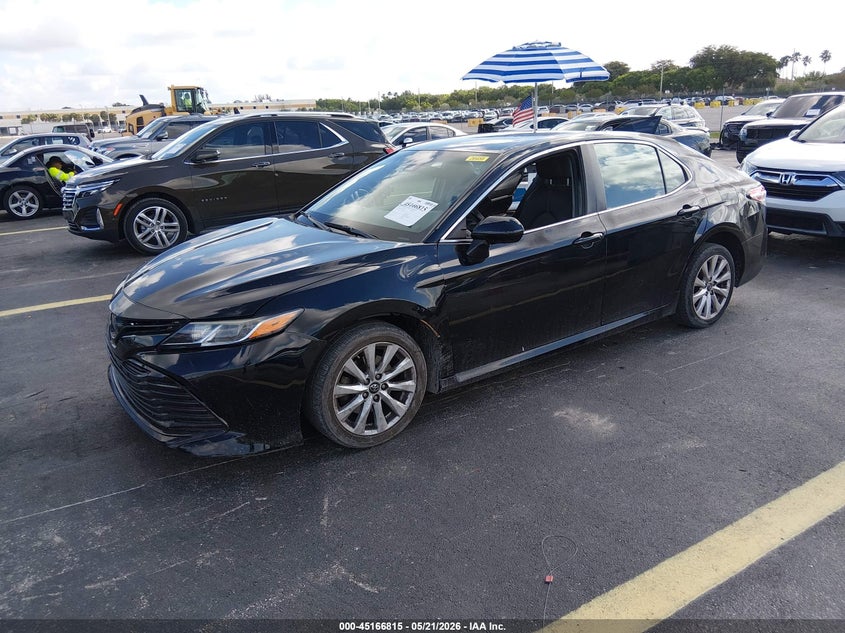 2019 Toyota Camry Le 4T1B11HK8KU785344 photo 1