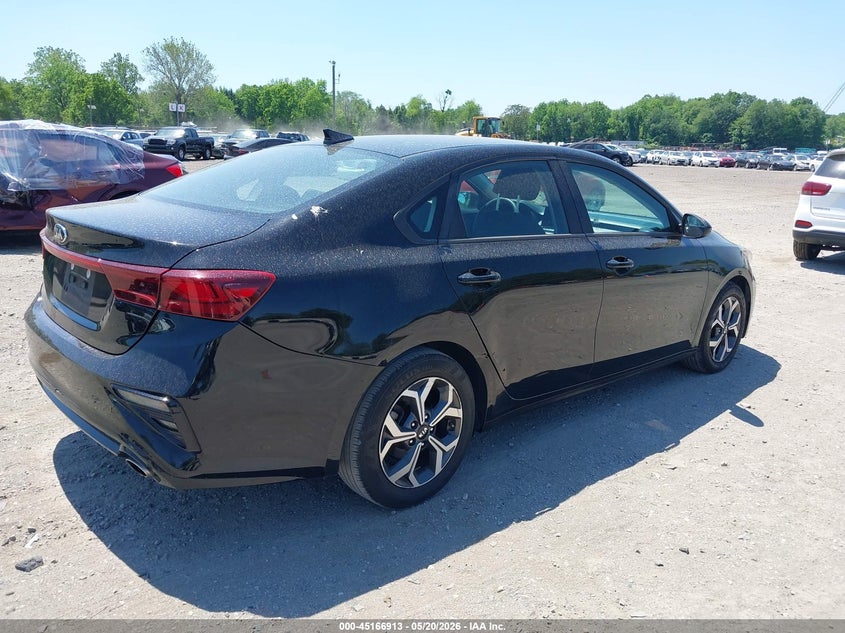 VIN 3KPF24AD6ME403023 2021 KIA FORTE LXS