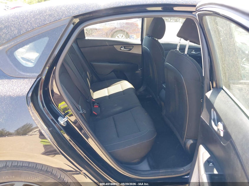 VIN 3KPF24AD6ME403023 2021 KIA FORTE LXS