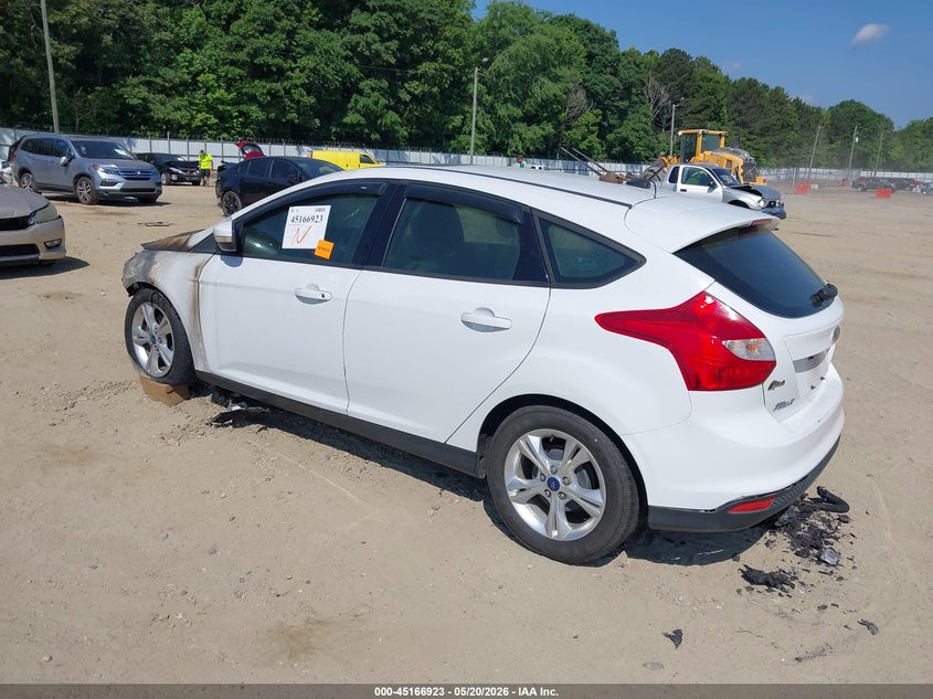 Vin: 1fadp3k24el277730, lot: 45664609, ford focus se 20143