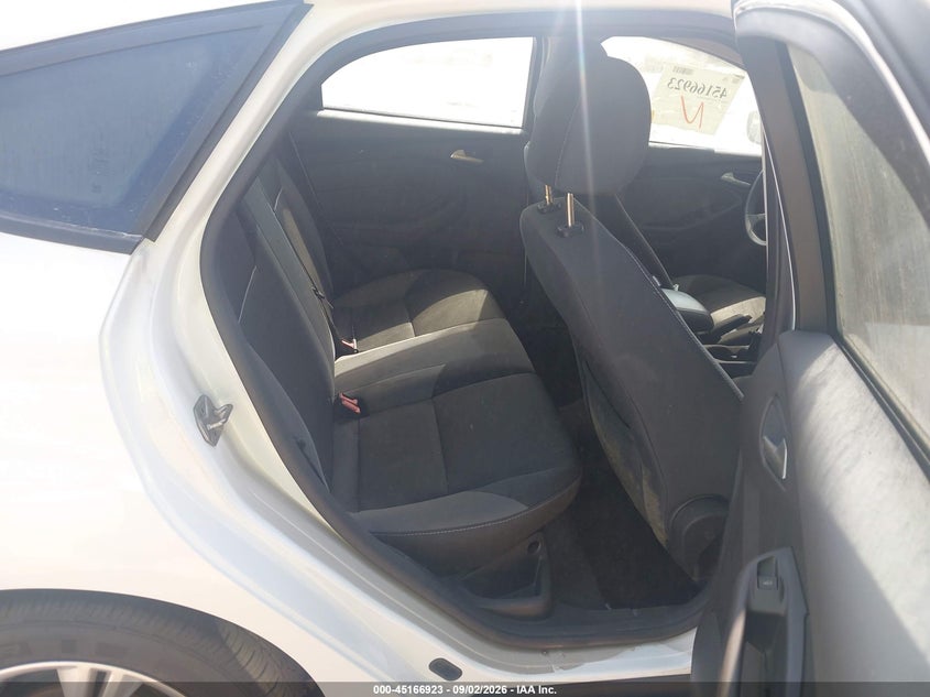2014 FORD FOCUS auction photo 8