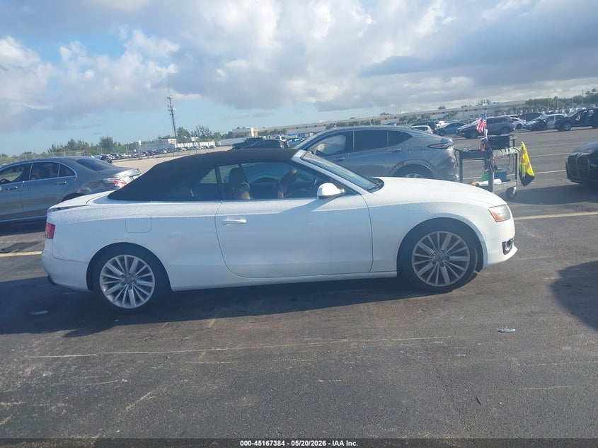 2011 Audi A5 2.0 2.0t Premium White Lot 111045167384 Vin WAULFAFH4BN002934