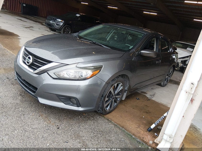 2017 Nissan Altima 2.5 Sr 1N4AL3AP7HC155699 photo 1