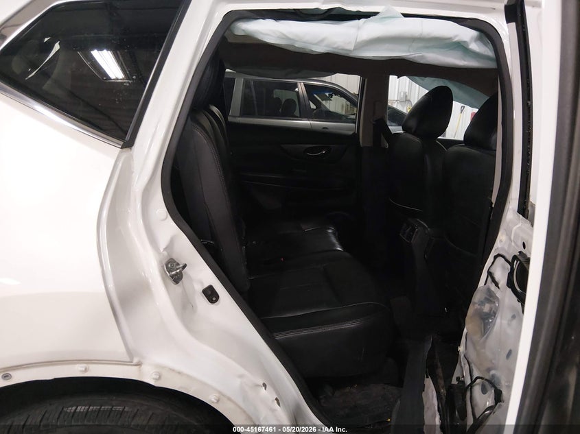 2017 NISSAN ROGUE auction photo 8