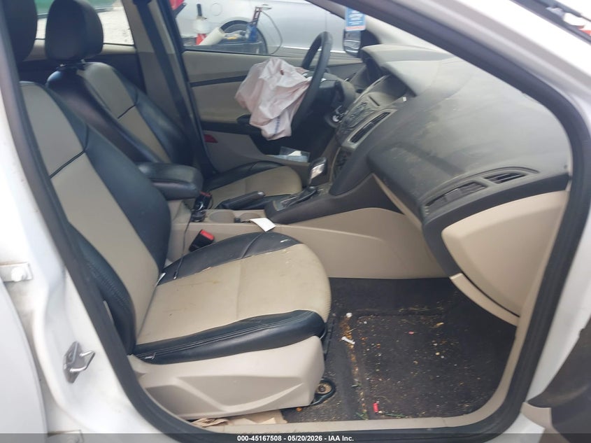 FORD FOCUS 2014 VIN 1FADP3K20EL244207