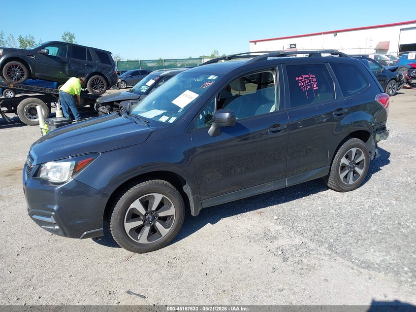 2017 SUBARU FORESTER auction photo 2