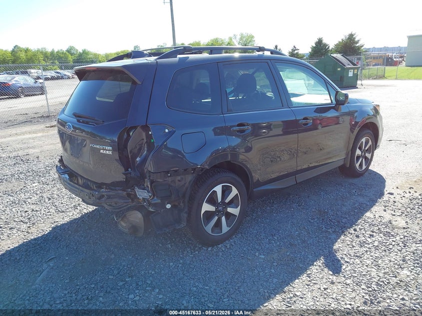 2017 SUBARU FORESTER auction photo 4
