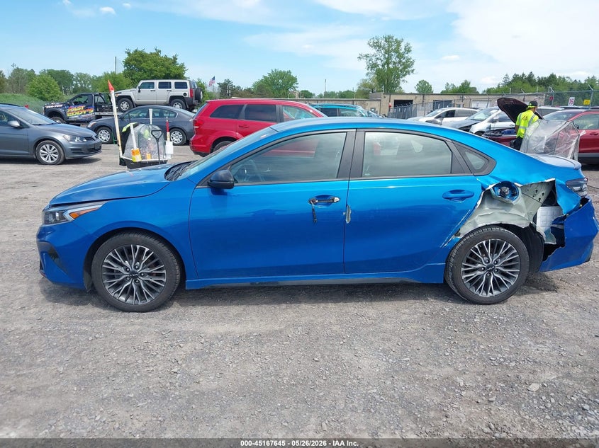 2022 KIA FORTE SEDAN 2.0L I-4 DOHC, VVT, 147HP