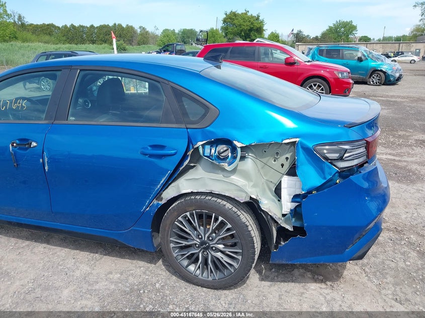 2022 KIA FORTE SEDAN 2.0L I-4 DOHC, VVT, 147HP
