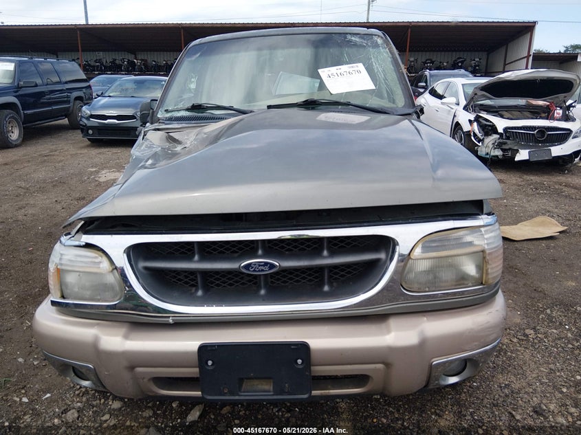 2000 Ford Explorer Eddie Bauer VIN: 1FMZU74E9YZB35684 Lot: 45167670