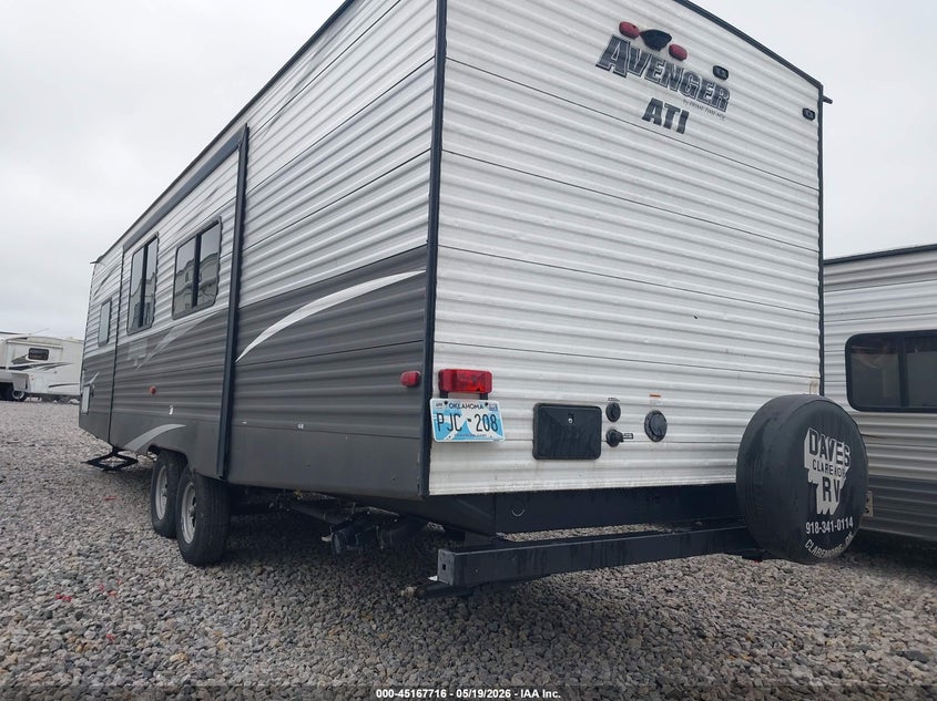 2019 FOREST RIVER AVENGER auction photo 3