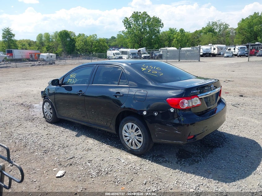 2013 TOYOTA COROLLA auction photo 3