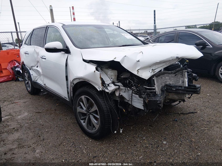 KIA SORENTO 3.3L LX 2020