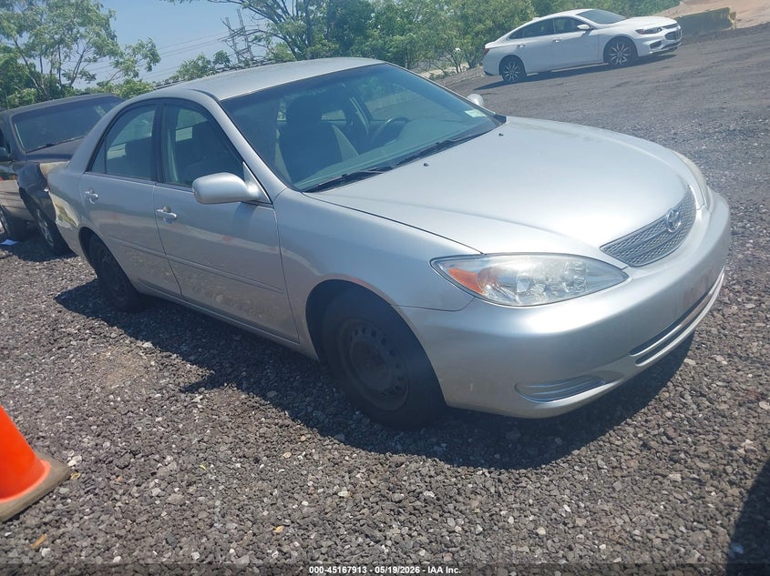 2002 TOYOTA CAMRY LE
