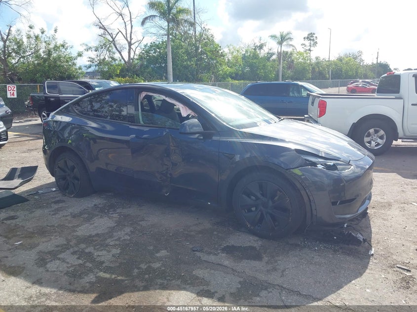 Vin: 7saygdedxsa369535, lot: 45665643, tesla model y long range dual motor rear-wheel drive 2025 img_1
