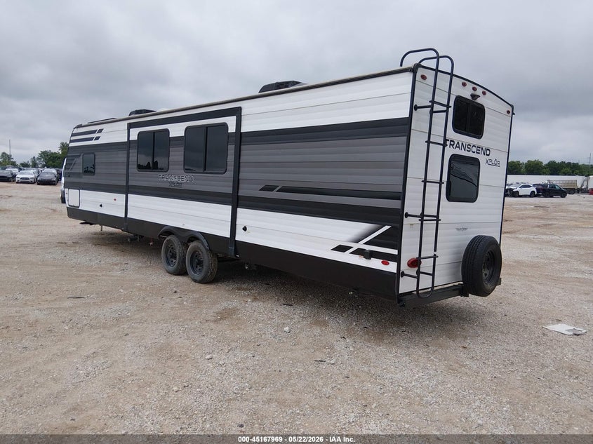 2022 GRAND DESIGN TRANSCEND auction photo 3