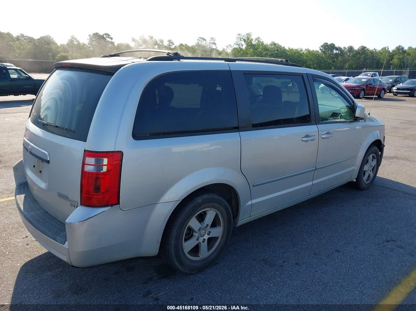 2010 DODGE GRAND CARAVAN auction photo 4
