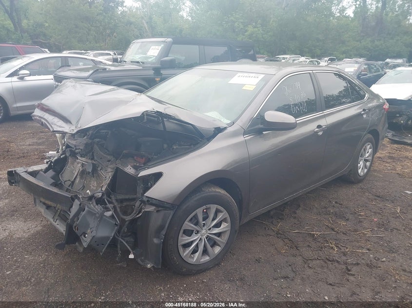 2016 Toyota Camry Le 4T4BF1FKXGR525545 photo 1