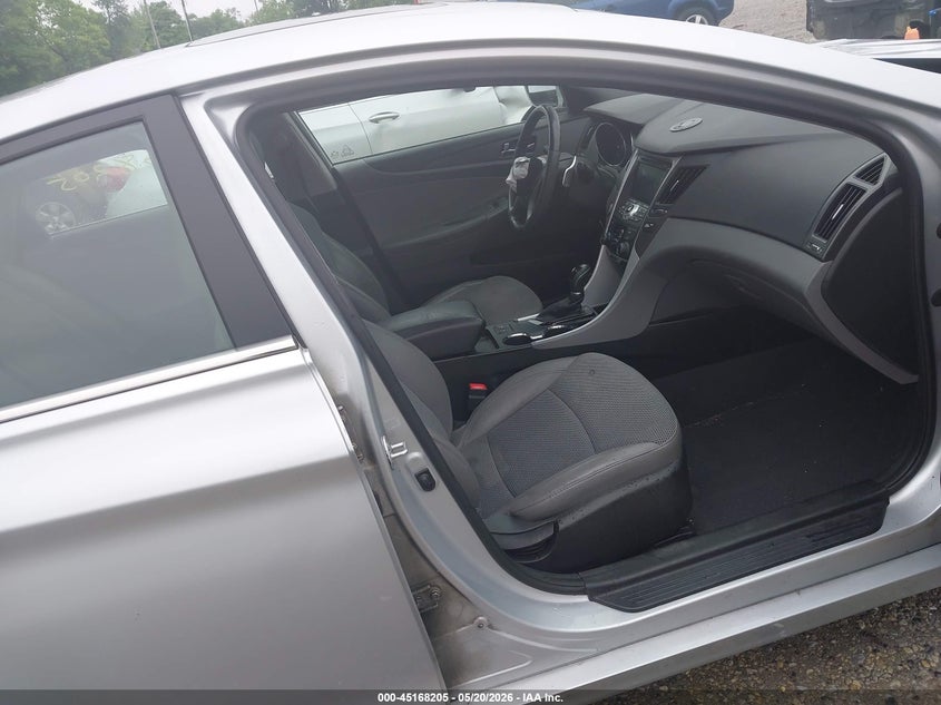 2013 HYUNDAI SONATA SEDAN 2.4L I-4 DI, DOHC, VVT, 200HP