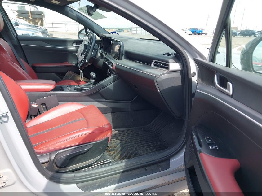 2023 KIA K5 auction photo 5