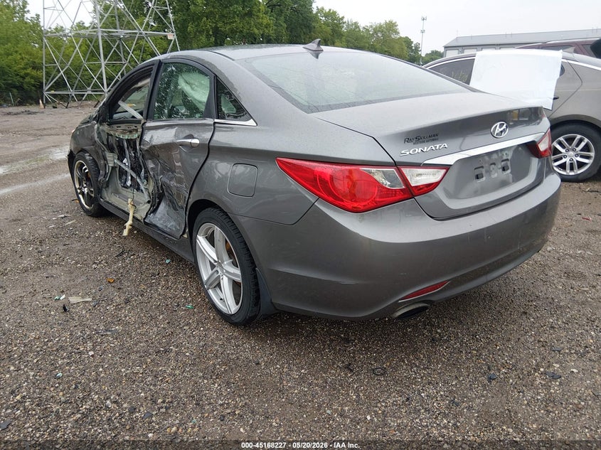 2013 HYUNDAI SONATA SEDAN 2.4L I-4 DI, DOHC, VVT, 200HP