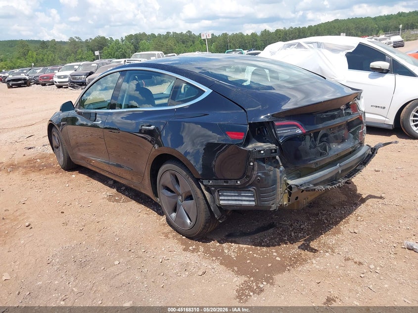 2018 TESLA MODEL 3 auction photo 3