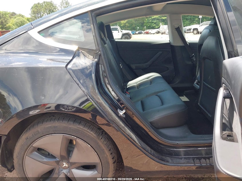 2018 TESLA MODEL 3 auction photo 8