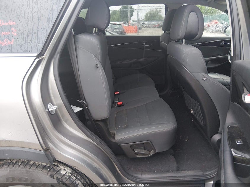 KIA SORENTO 2016 VIN 5XYPGDA3XGG041427