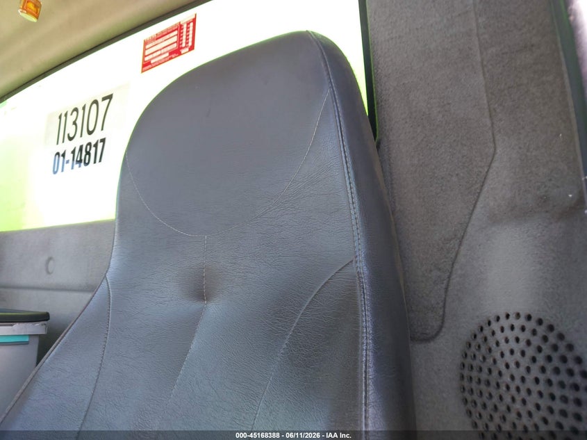 2014 INTERNATIONAL 4000 auction photo 7