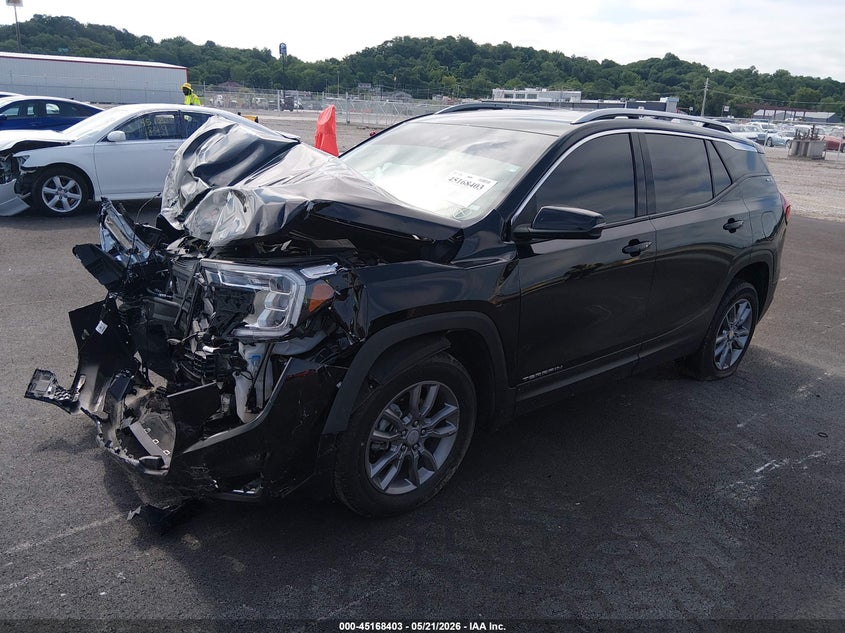 2024 GMC TERRAIN auction photo 2