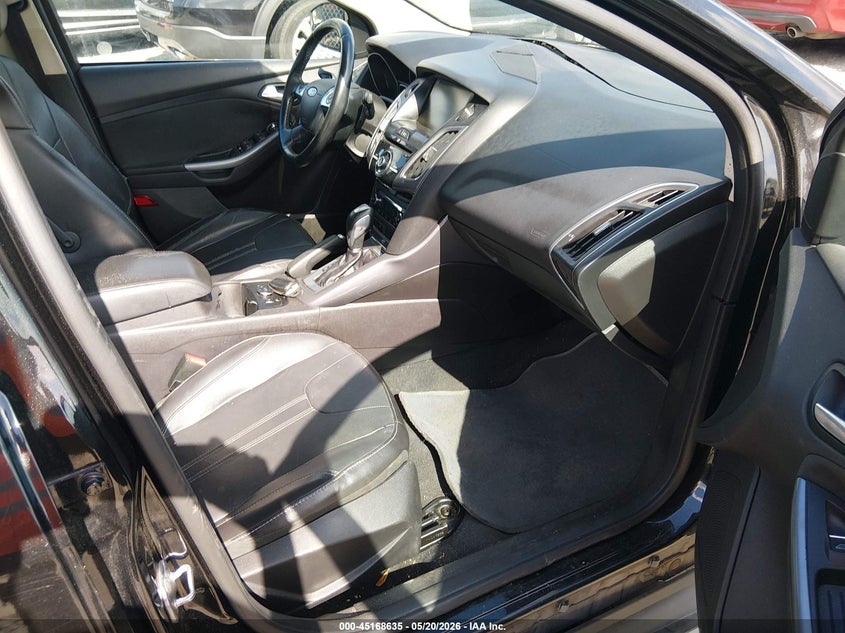 2014 FORD FOCUS auction photo 5