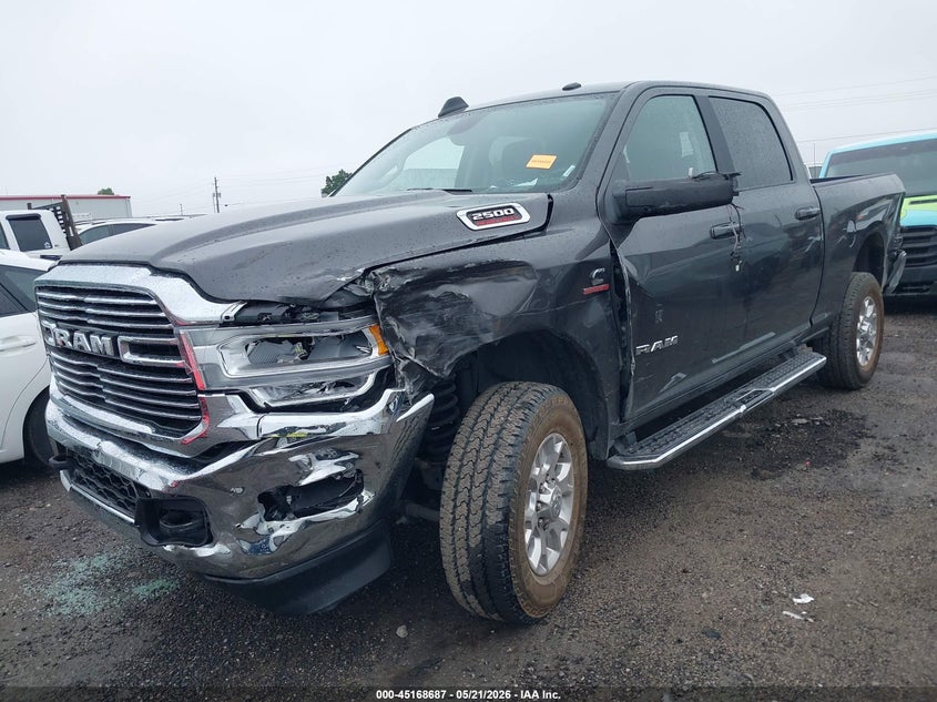 Vin: 3c6ur5fl6rg143184, lot: 45666373, ram 2500 laramie  4x4 6'4 box 20242