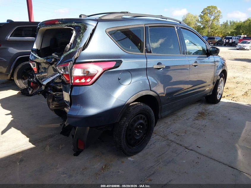 FORD ESCAPE 2018 VIN 1FMCU0F76JUB20610