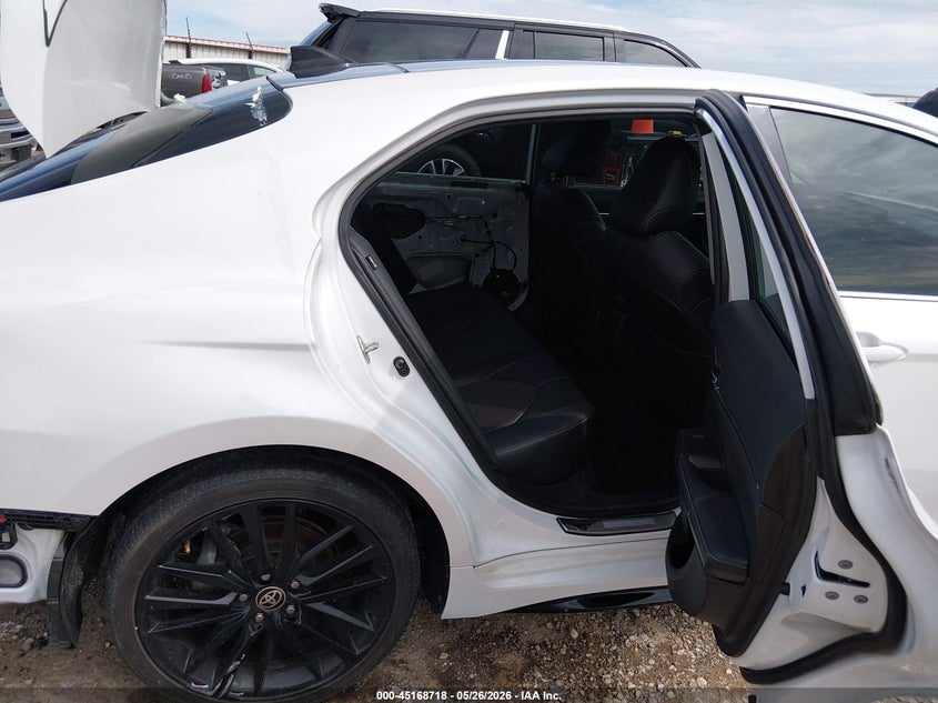 2021 TOYOTA CAMRY auction photo 8