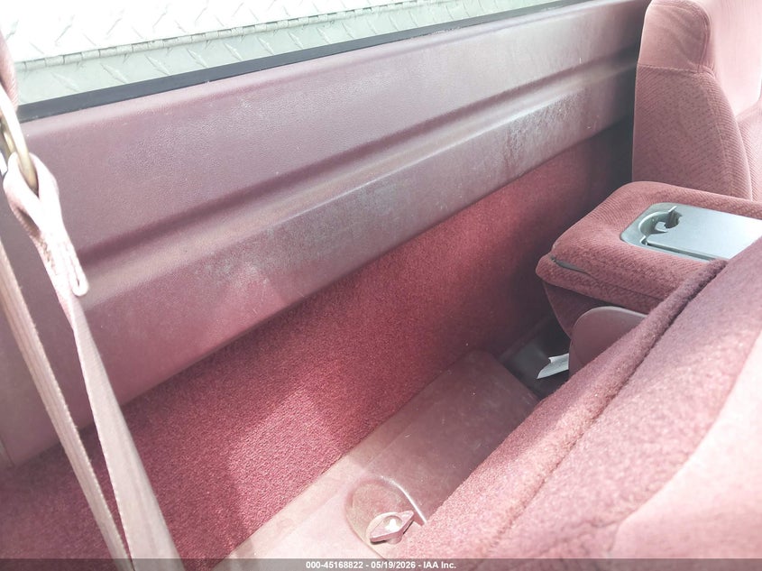 1998 GMC SIERRA TRUCK 5.0L V-8 230HP