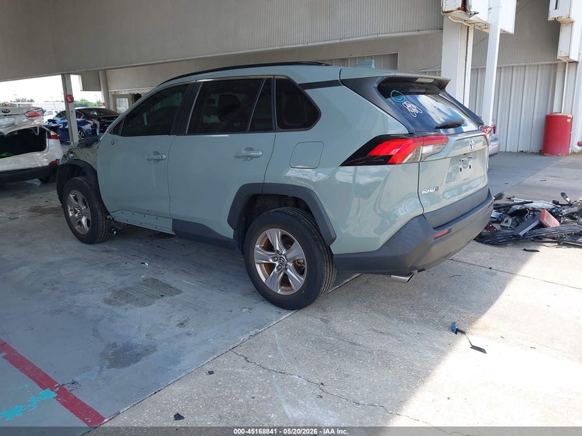 VIN 2T3W1RFV2NW231628 2022 TOYOTA RAV4 XLE