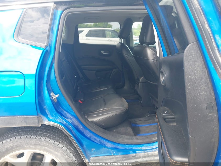 2018 JEEP COMPASS auction photo 8