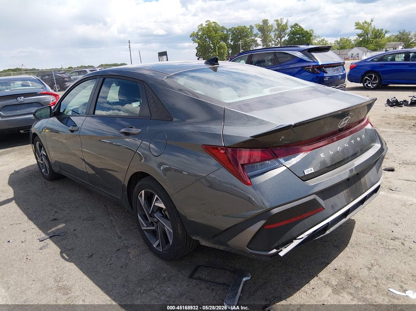 2025 HYUNDAI ELANTRA — zdjęcie 3