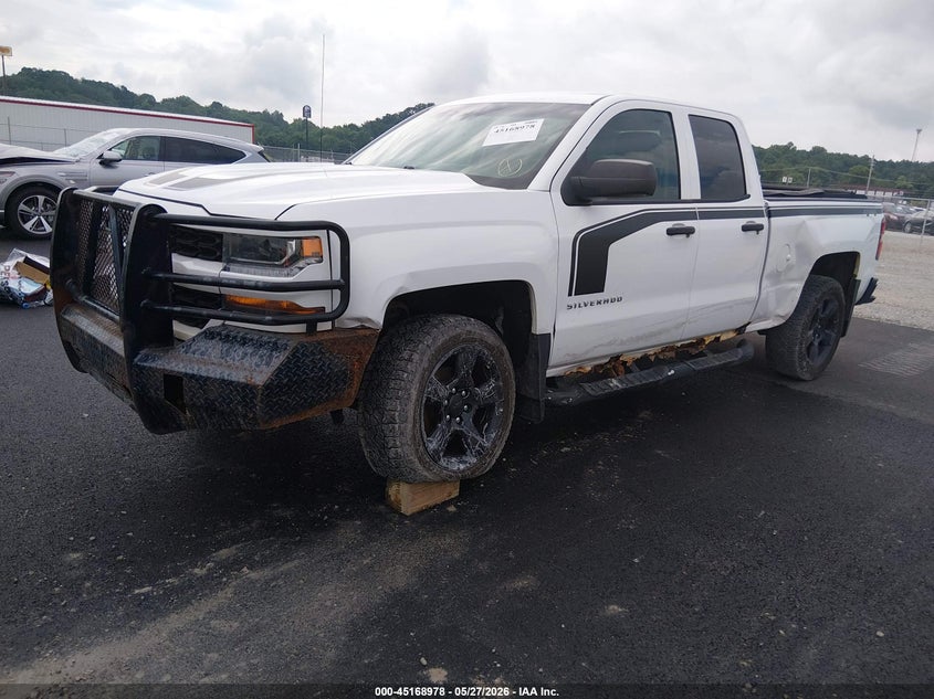 2017 Chevrolet Silverado 1500 Custom 1GCVKPEC0HZ152220 photo 1