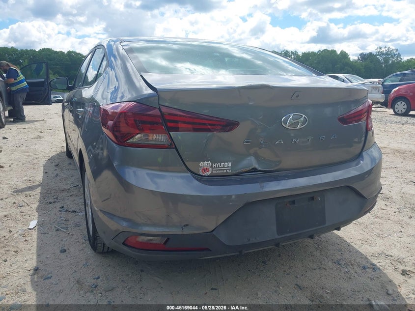 2019 HYUNDAI ELANTRA auction photo 6