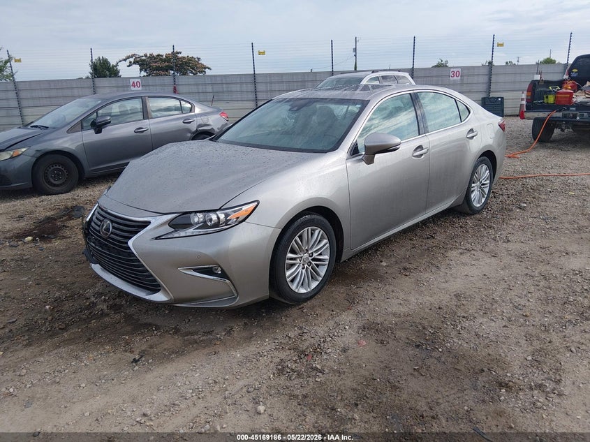 Vin: 58abk1gg9hu064638, lot: 45666872, lexus es 350 20172